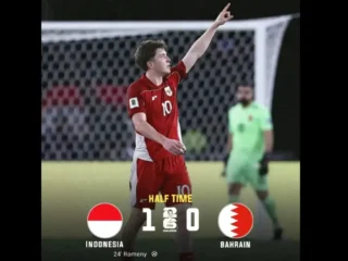 Selebrasi penyerang Timnas Indonesia Ole Romeny usai menjebol gawang Bahrain yang dikawal Ebrahim Lutfala pada pertandingan lanjutan ronde ketiga Kualifikasi Piala Dunia 2026 Zona Asia, Selasa (25/3/2025) di Stadion Gelora Bung Karno Jakarta